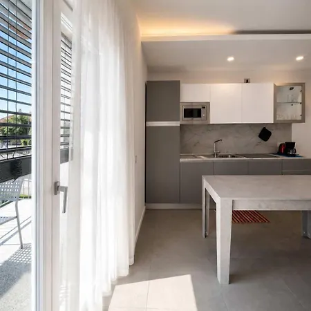 Ca' Gino Svizzer Pool - - Larihome Dongo
