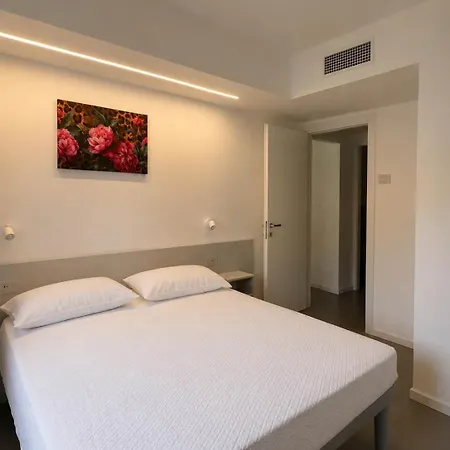 Ca' Gino Svizzer Pool - - Larihome * Dongo