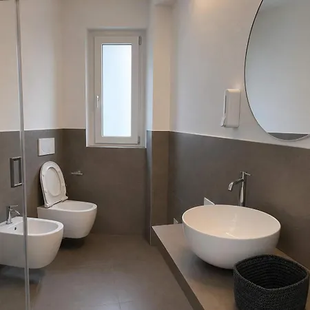 Ca' Gino Svizzer Pool - - Larihome Dongo