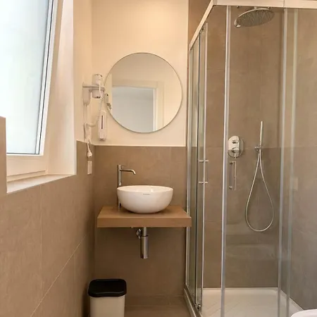 Ca' Gino Svizzer Pool - - Larihome